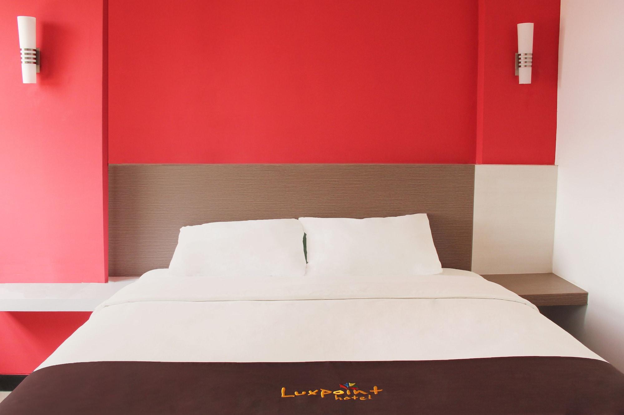 Luxpoint Hotel Baratajaya Сурабая Экстерьер фото